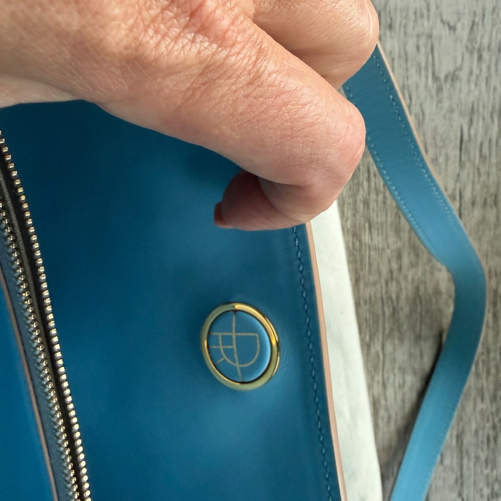 The Row Shoulder Clutch Bag in Blue Calfskin w/ Removable Strap Authentic - Picture 5 of 8
